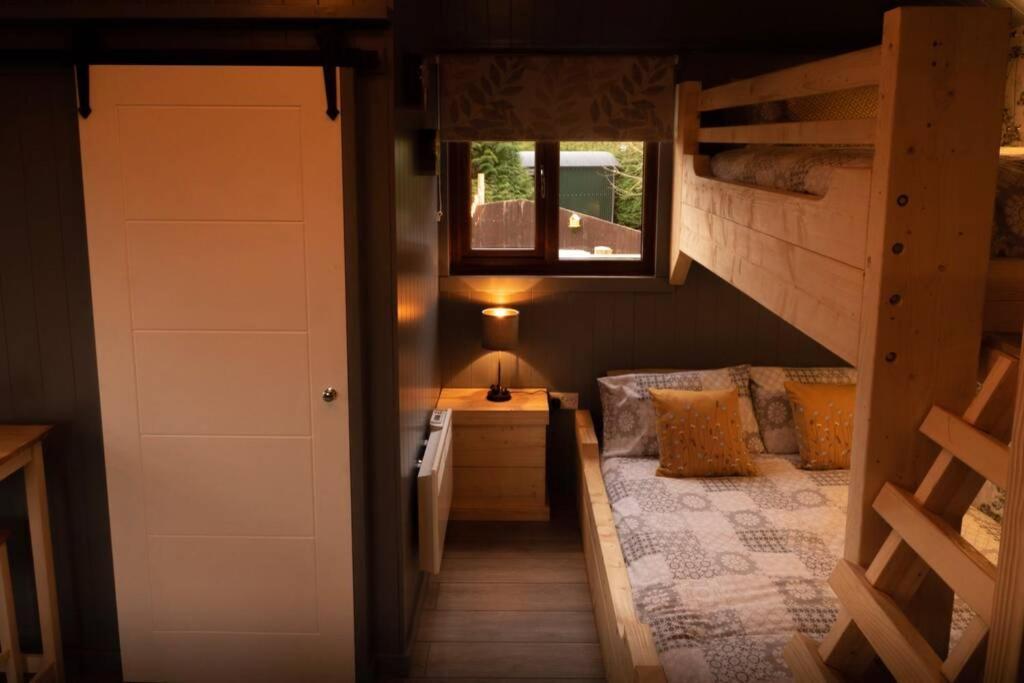 فيلا The Treehouse - Sleeps 4 Old Leake المظهر الخارجي الصورة