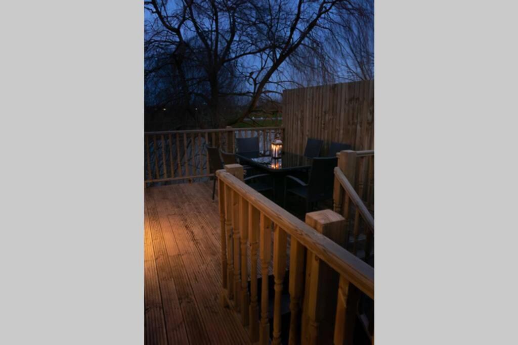 فيلا The Treehouse - Sleeps 4 Old Leake المظهر الخارجي الصورة