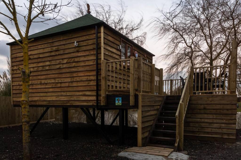 فيلا The Treehouse - Sleeps 4 Old Leake المظهر الخارجي الصورة